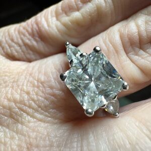 Square Cut Statement Ring | Silver-Tone | Engagement-Style Size 5